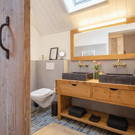 Bed No Breakfast Aan De Stenenplaats Bed & Breakfast 3*