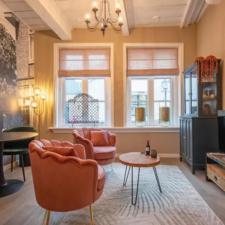 Bed No Breakfast Aan De Stenenplaats Den Burg